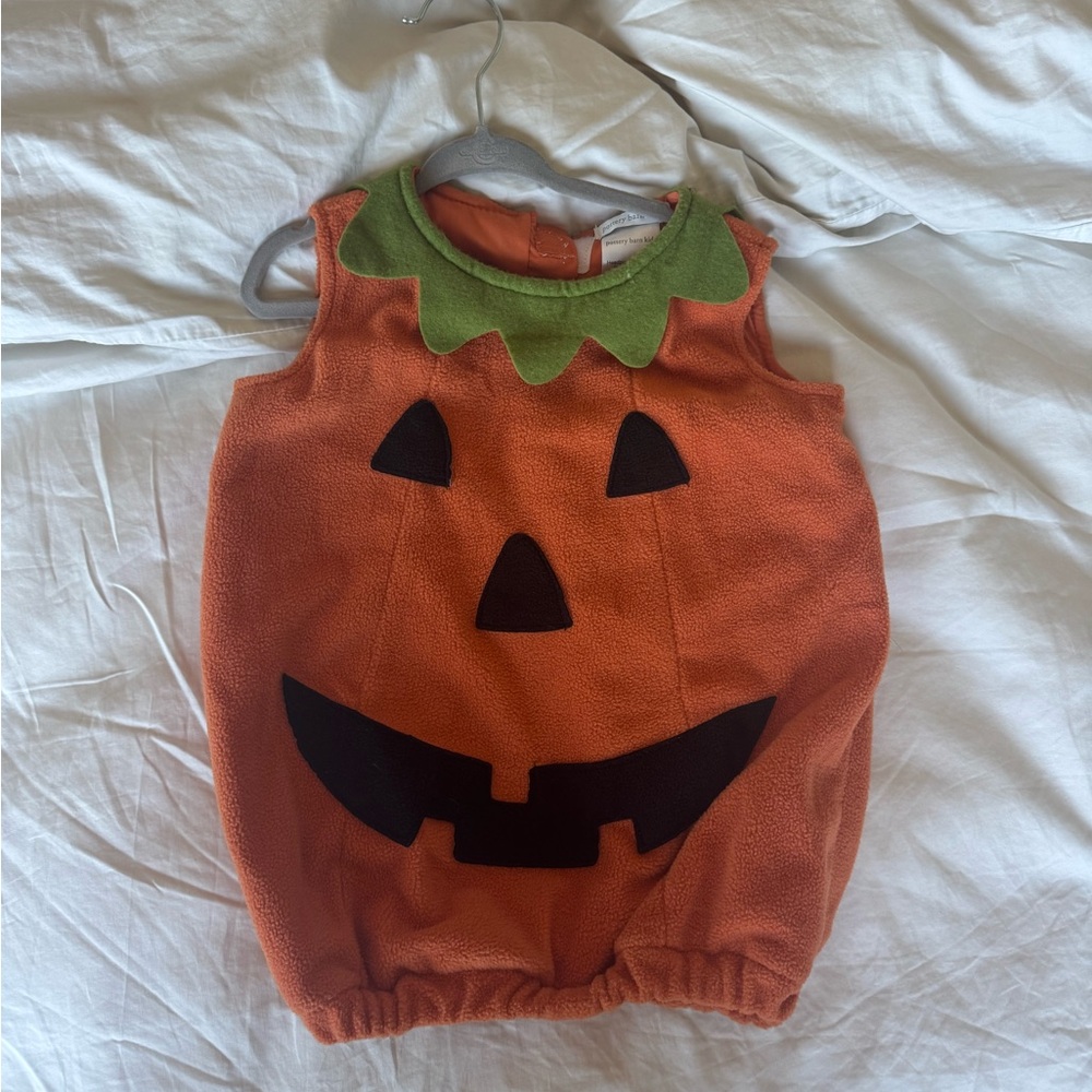 Pottery Barn Kids Halloween Pumpkin Costume Orange and Green